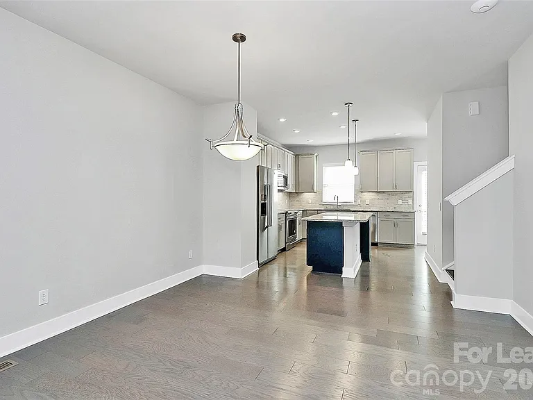 3726 Sky Haven Dr — Photo 8