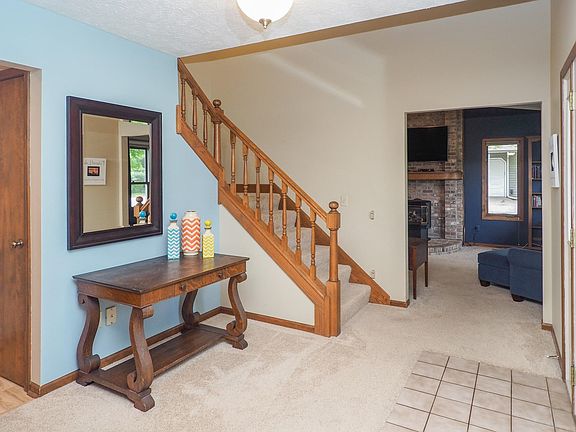 2658 Maple Leaf Ave-104