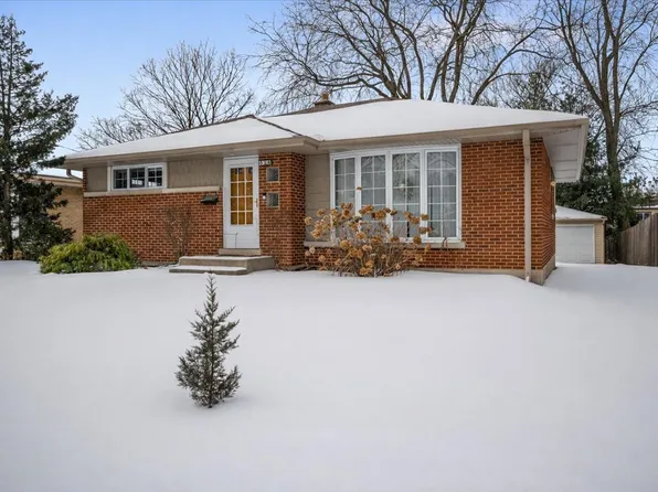 526 S Lewis Ave, Lombard, IL 60148