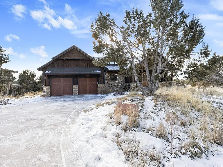 688 N Explorer Peak Dr — Photo 45
