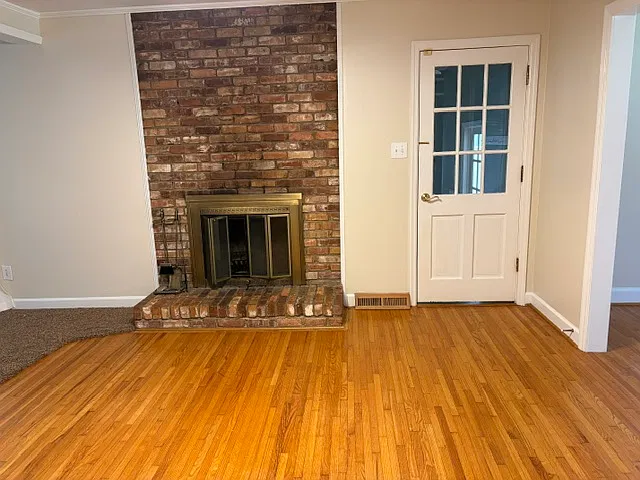 3 bed, 1.5 bath, 1600 sqft, $1,600 — Photo 4