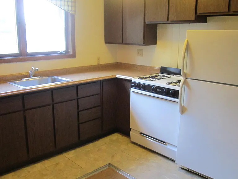 2421 Beechwood Blvd #2421D — Photo 6