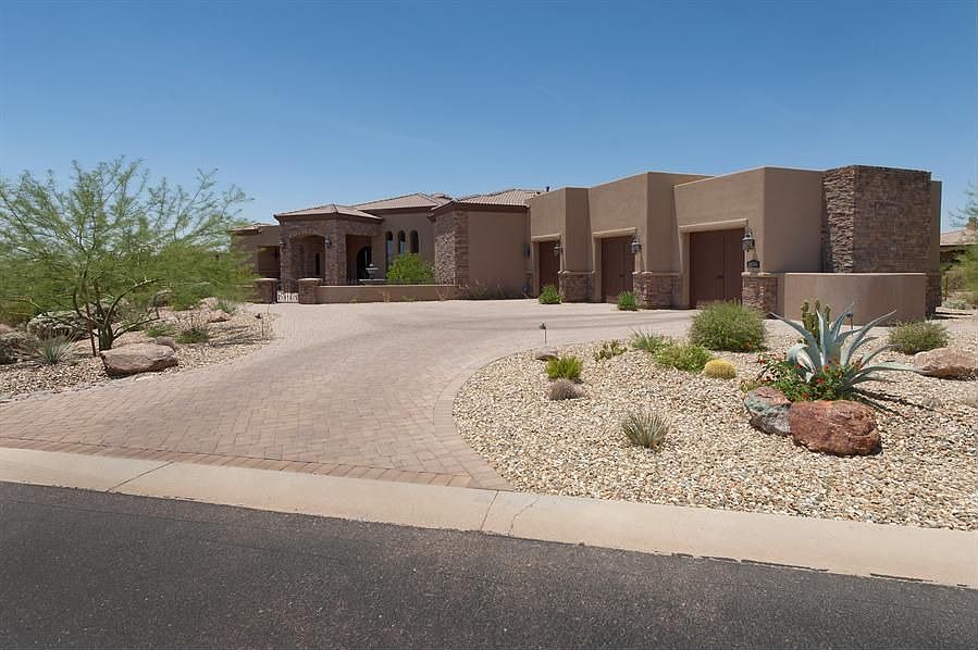 1st image of 3226 N Canyon Wash Cir