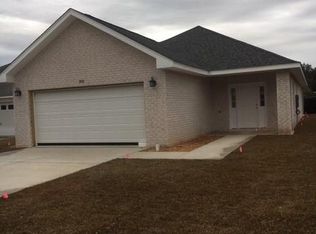 3901 Throne Ct, Milton, FL 32583
