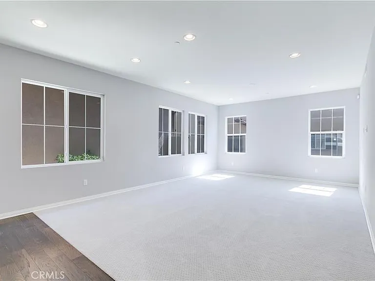 410 Golden Bear Ln — Photo 11