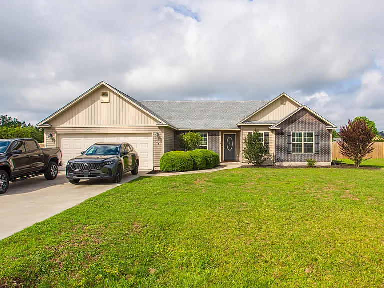 97 Mill Pond Pl — Photo 7