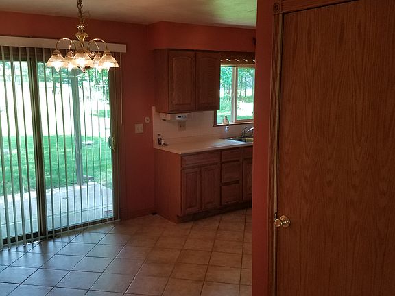 Kitchen/Dining /patio door