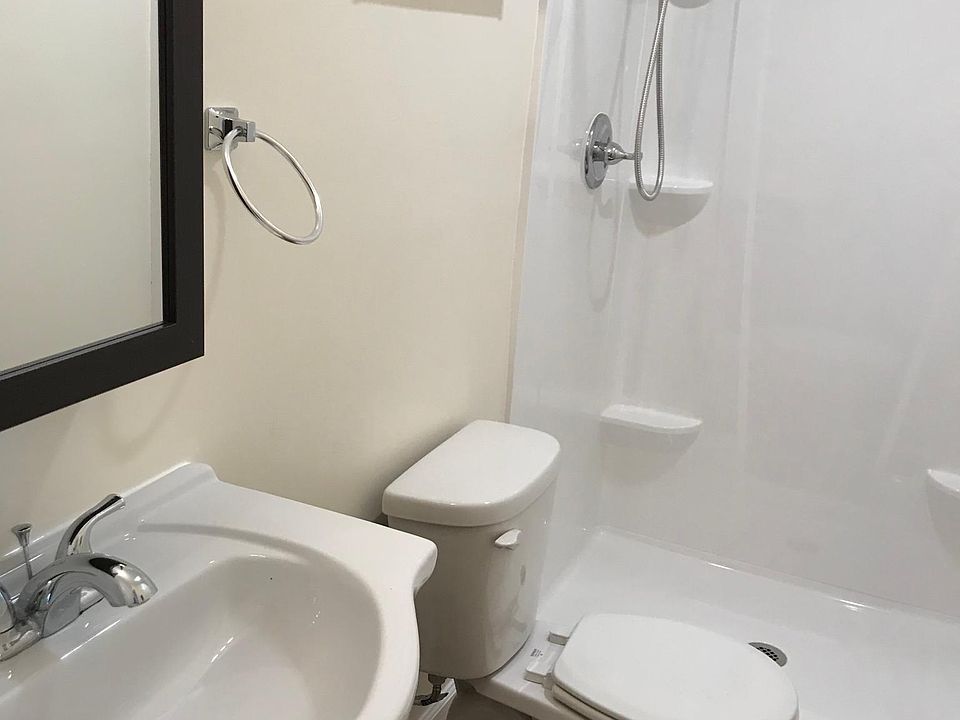 1st image of 698 N Santa Cruz Ave APT 10