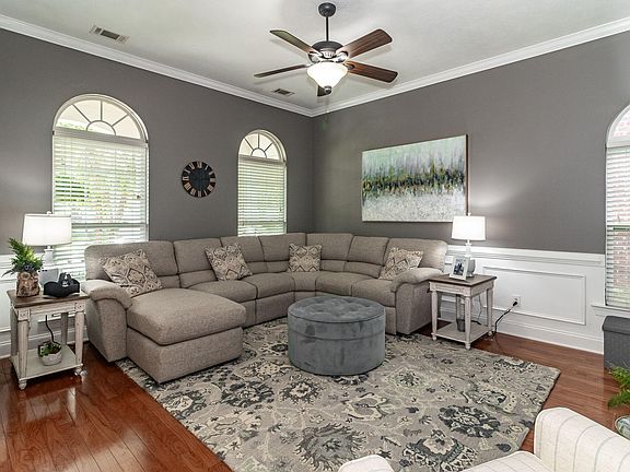 4th image of 2431 River Birch Drive