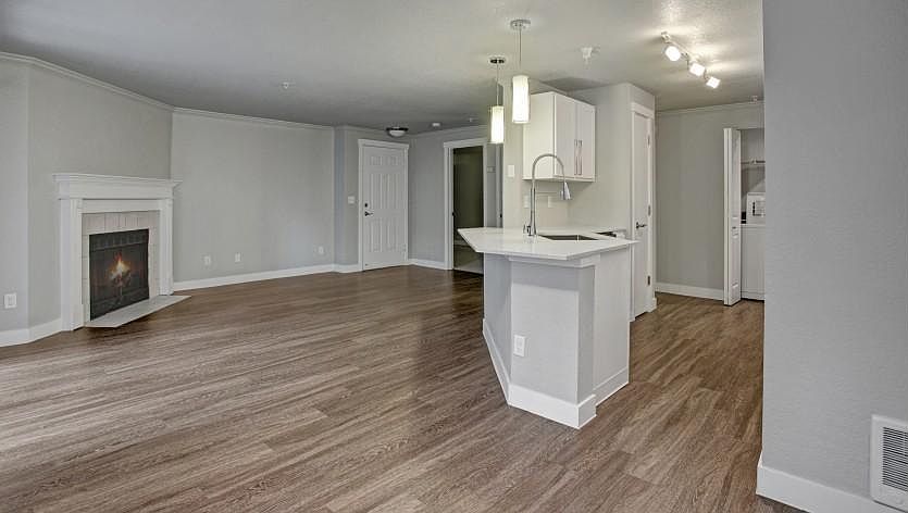 1st image of 5419 Village Park Dr SE
