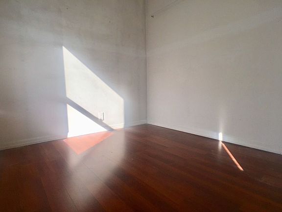 5th image of 133 N 6th St #2