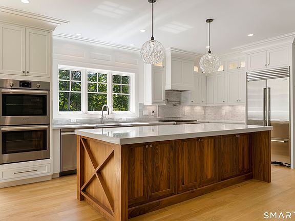 4th image of 92 Scotland Avenue