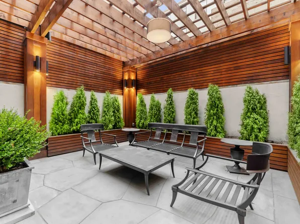 46 East 66th Street image 39 of 44