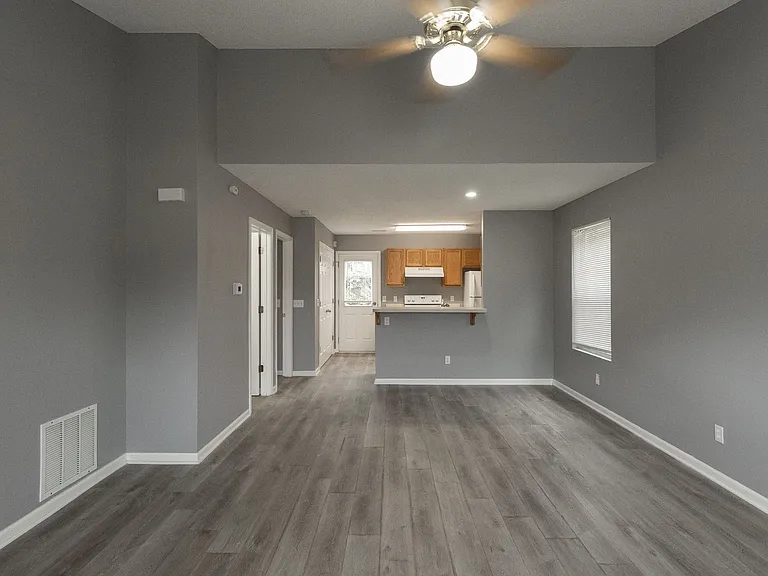 4903 Moniteau Ct — Photo 3