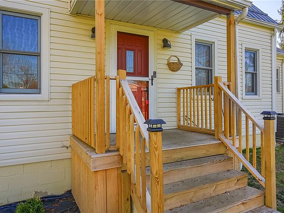 4th image of 230 Cecil Ave