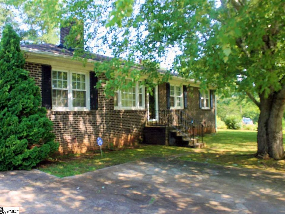 1st image of 115 Montis Dr