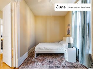 1214 N Damen Ave #3-B, Chicago, IL