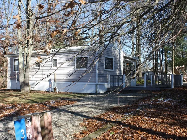 361 & 362 Algonquion Autumn, Loudonville, OH 44842