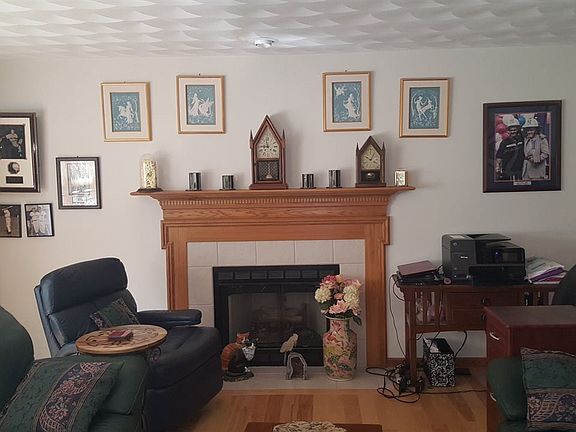 3rd image of 4091 Kensington Way