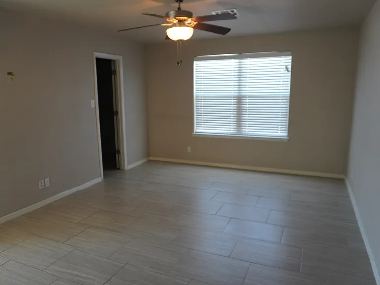 429 Sonaran Ct — Photo 13