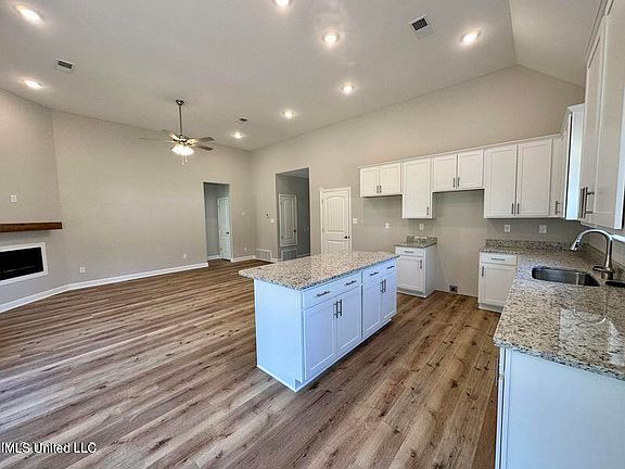 3rd image of 5910 Tucker Landing Dr