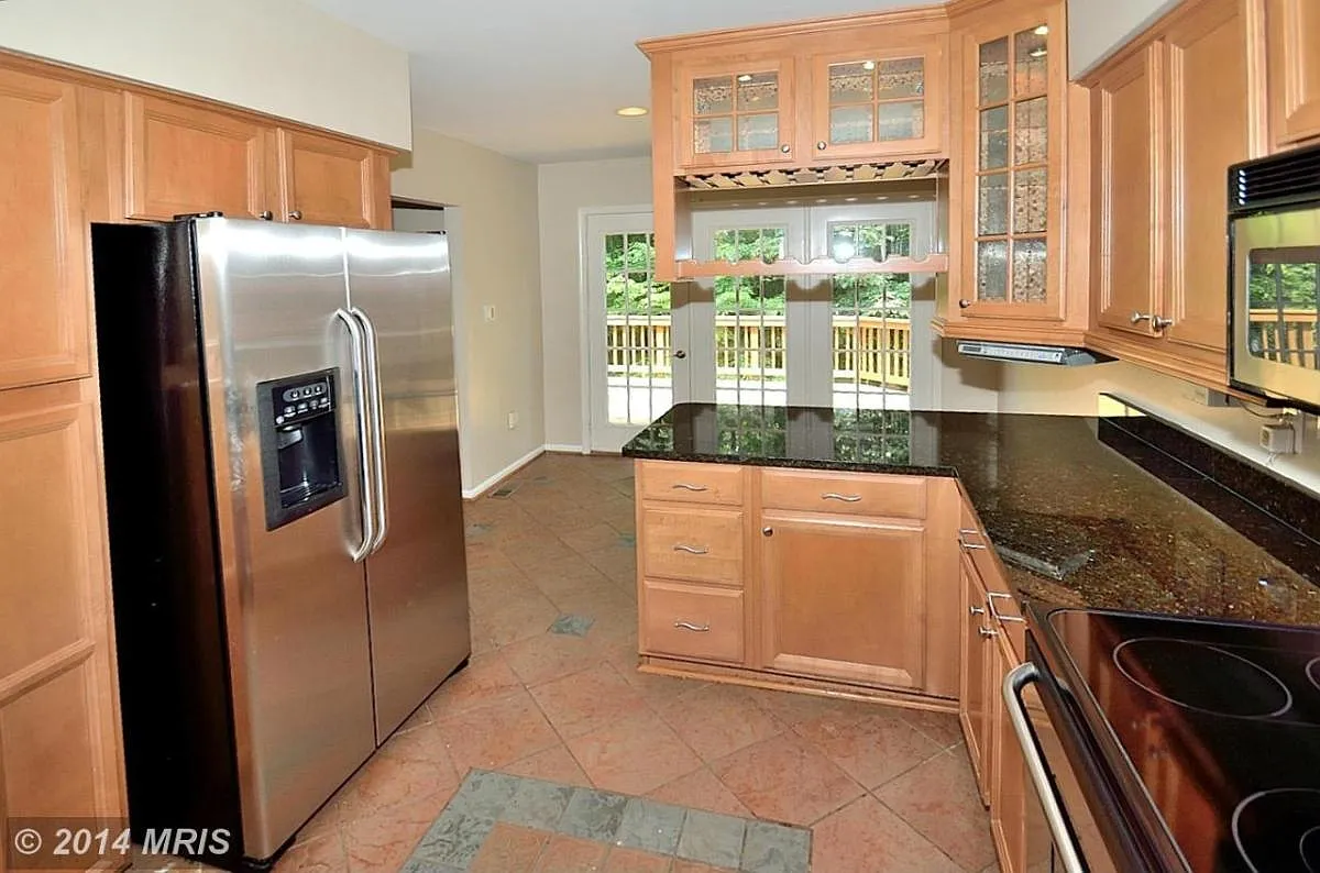 Kitchen - 7290 Olde Lantern Way