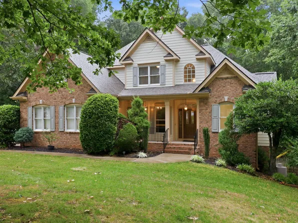 155 Georgetown Woods Dr, Youngsville, NC 27596