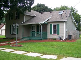 333 E North St, Forrest, IL 61741