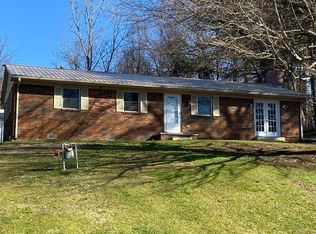 84 Lynn Acres Rd, Corbin, KY 40701