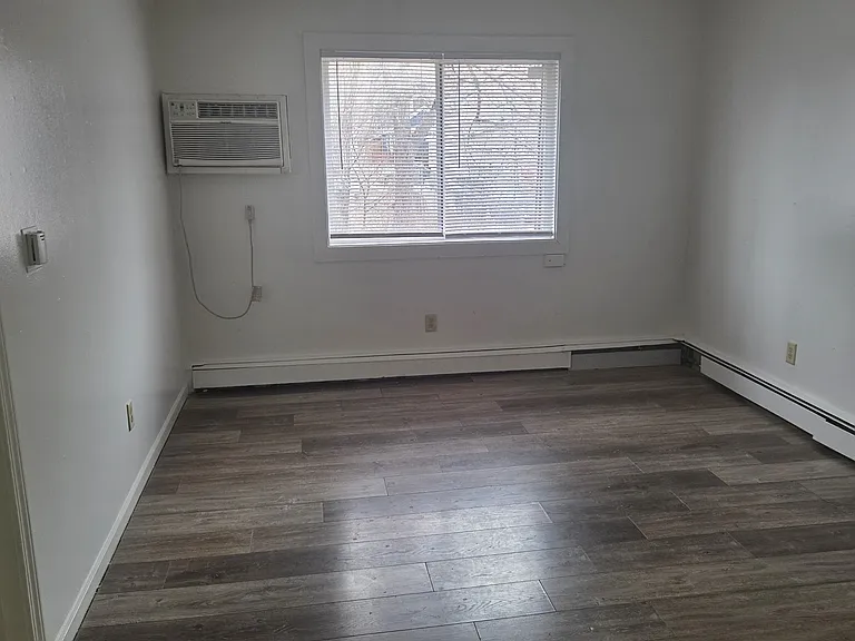608 N Cliff Ave — Photo 4