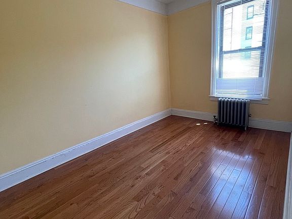 5th image of 31-23 34th St #6