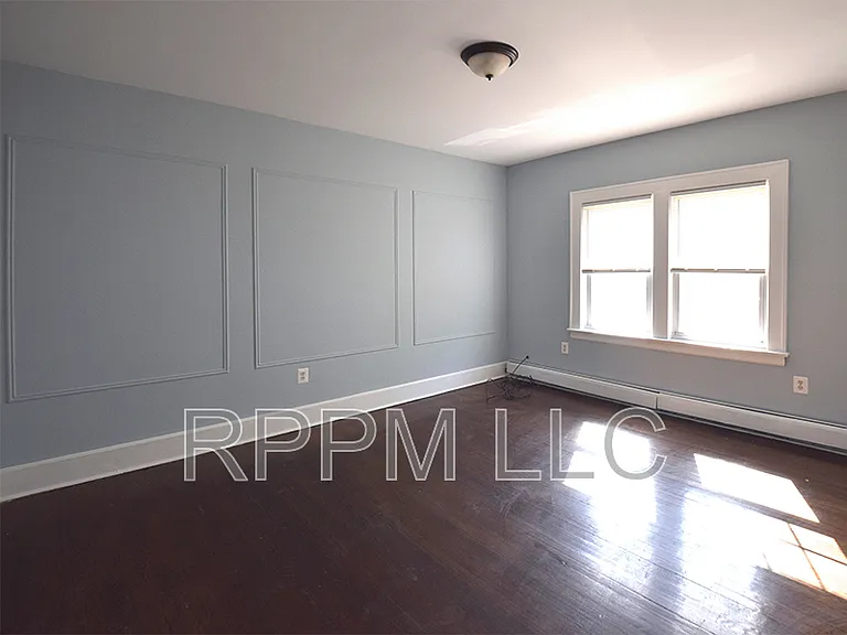 488 Heywood Ave #2 — Photo 3