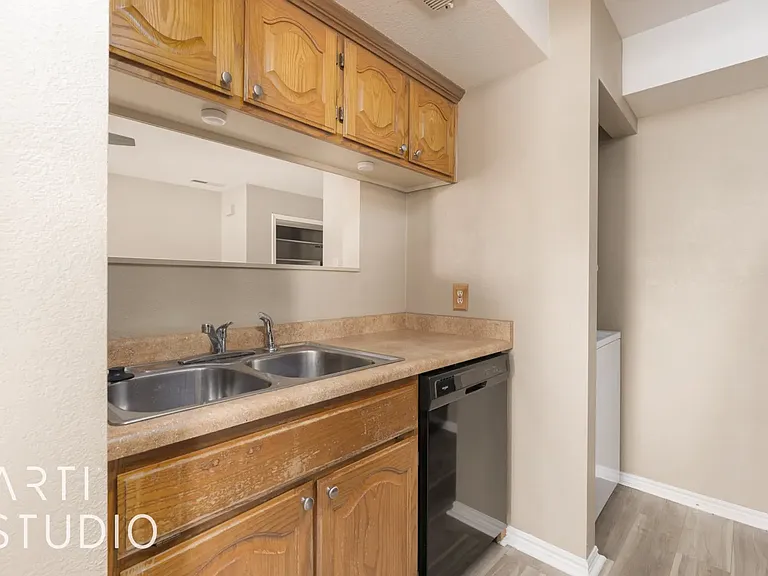 275 S Valley View Dr #J112 — Photo 21