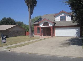 923 Rio Rd, Eagle Pass, TX 78852