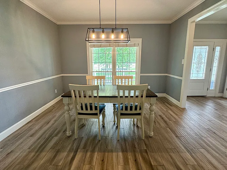 465 Austin Hines Dr — Photo 3
