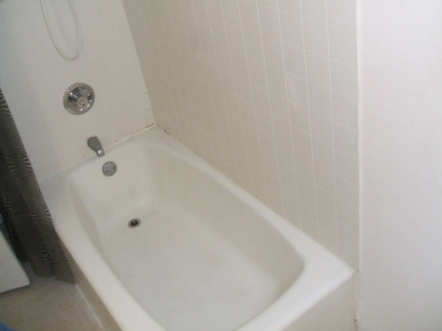 3 bed, 1500 sqft, $2,400 — Photo 2