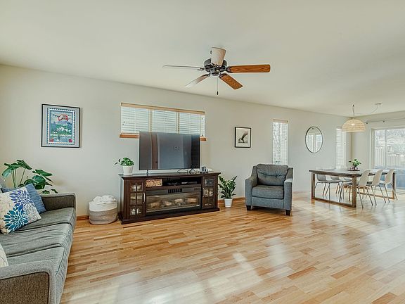 5th image of 6049 Sledding Pkwy