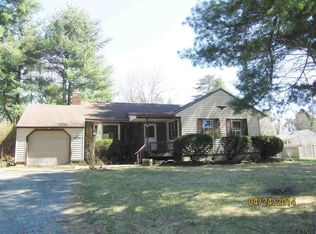 248 Pinewood Dr, Schenectady, NY 12303