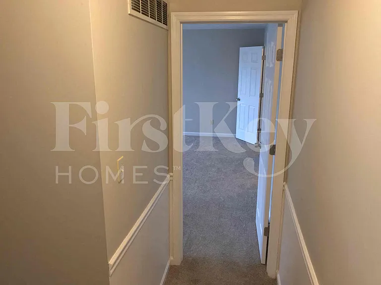9 Kingsmont Ct — Photo 13