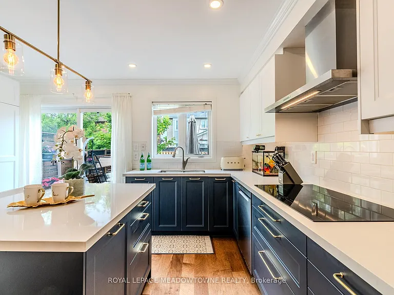 3206 Apricot St — Photo 21