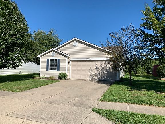 2nd image of 1424 Alonzo Pl