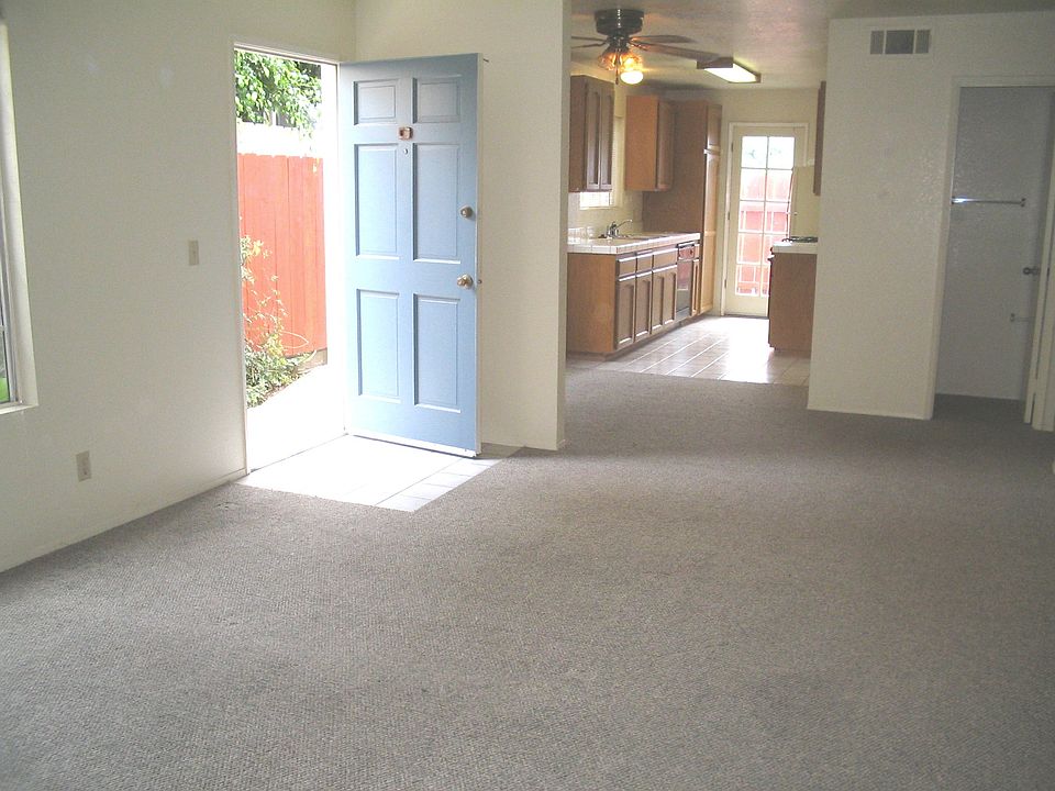 1st image of 2045 Thomas Ave