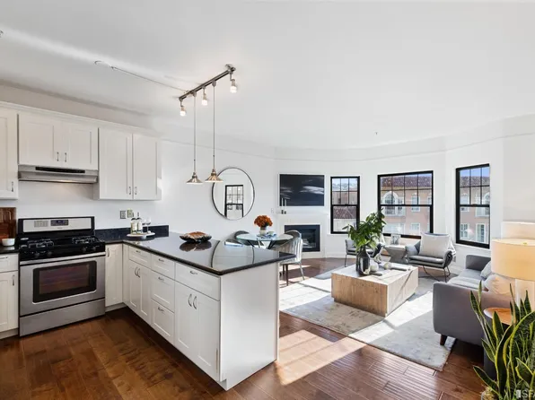 400 Avila St APT 301, San Francisco, CA 94123