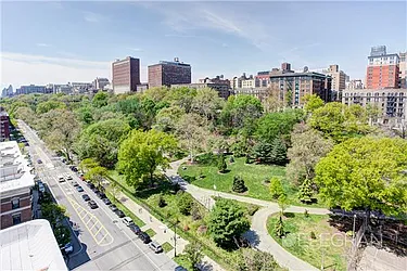 Rented by (Legacy) Elegran