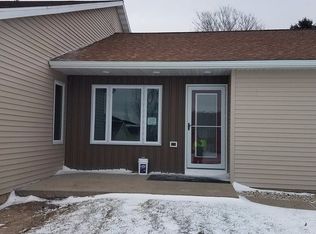 3618 River Rd APT A, Sterling, IL 61081