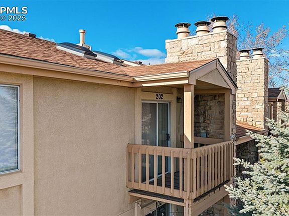 2nd image of 918 Tenderfoot Hill Rd APT 202