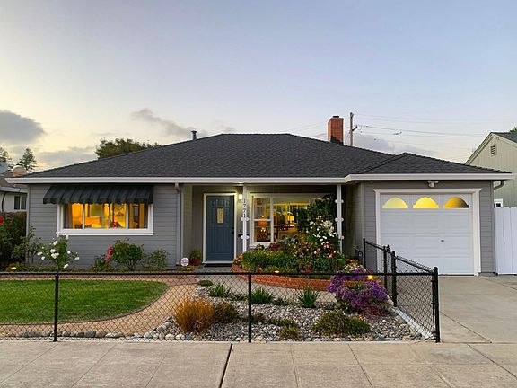 2nd image of 1771 Cottage Grove Ave