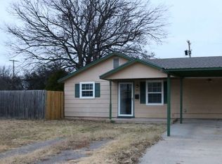 1003 E Davis Ave, Davis, OK 73030