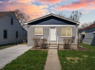 8275 Republic Ave, Warren, MI 48089