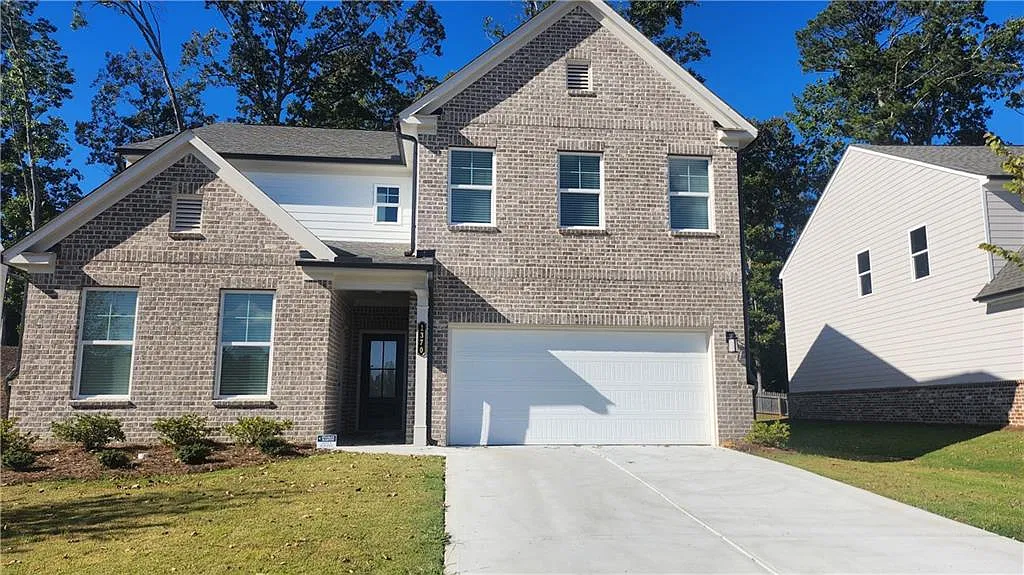 5 bed, 4.0 bath, 3241 sqft, $2,900 — Photo 1
